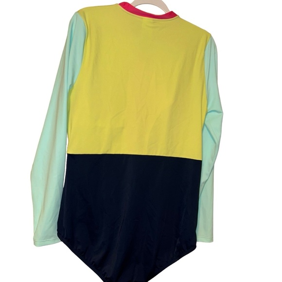 Lands' End Tugless Sporty UPF 50 Long Sleeve One-Piece Swimsuit rashguard 18 - Picture 3 of 4